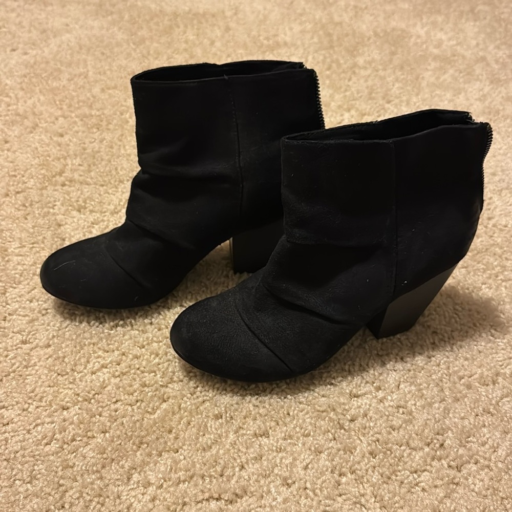 Rampage black suede booties